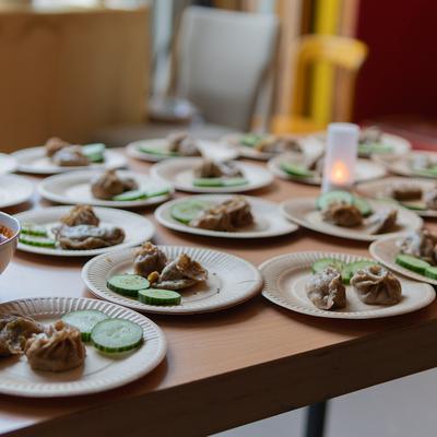 Heilige Huisjes: Tibetaans diner & Tibetan Music